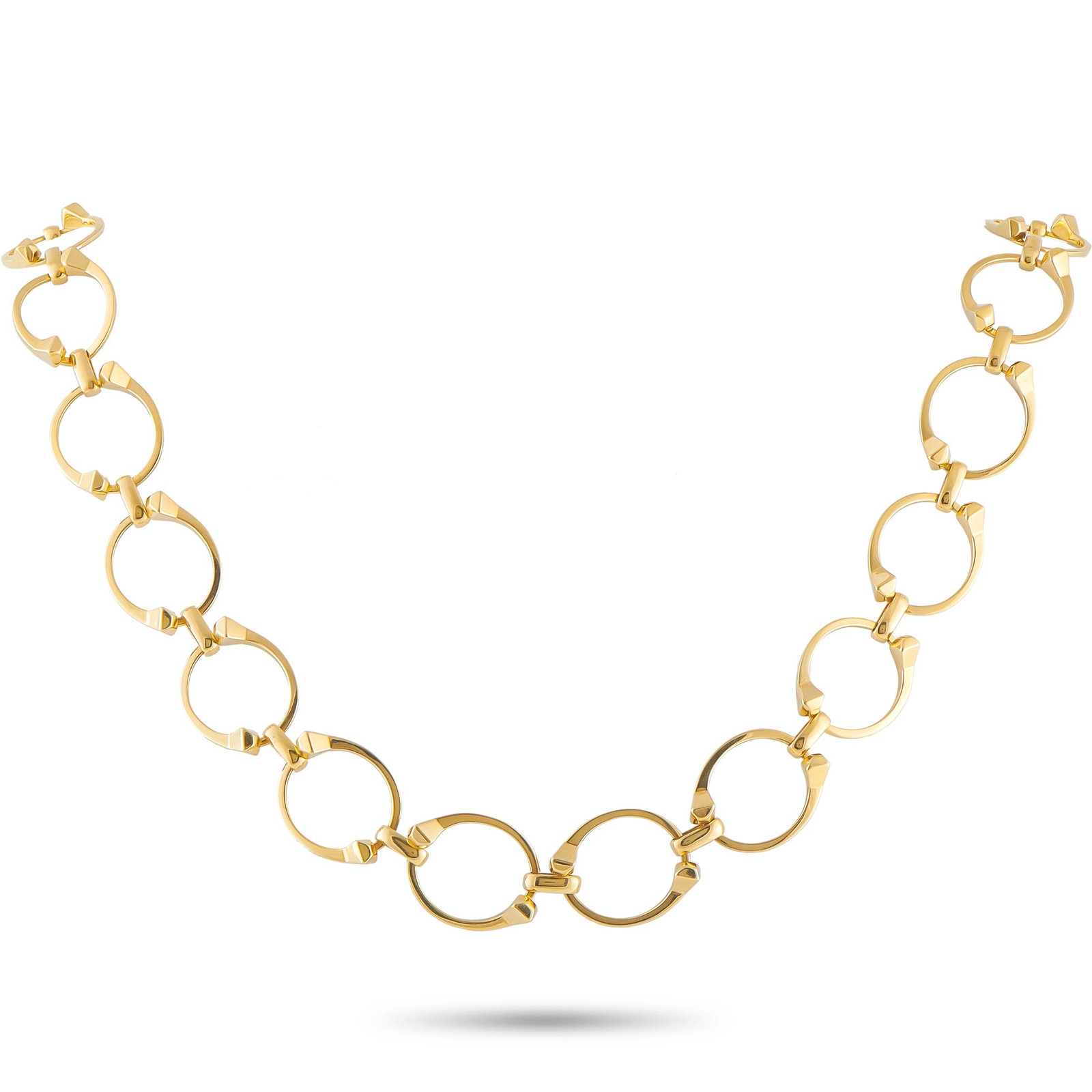 GUCCI 18K Yellow Gold Necklace: This striking Gucci necklace is stylish in its simplicity. On this exquisite piece, 18K Yellow Gold links are beautifully combined and harmoniously balanced. It measures 28” long and includes se