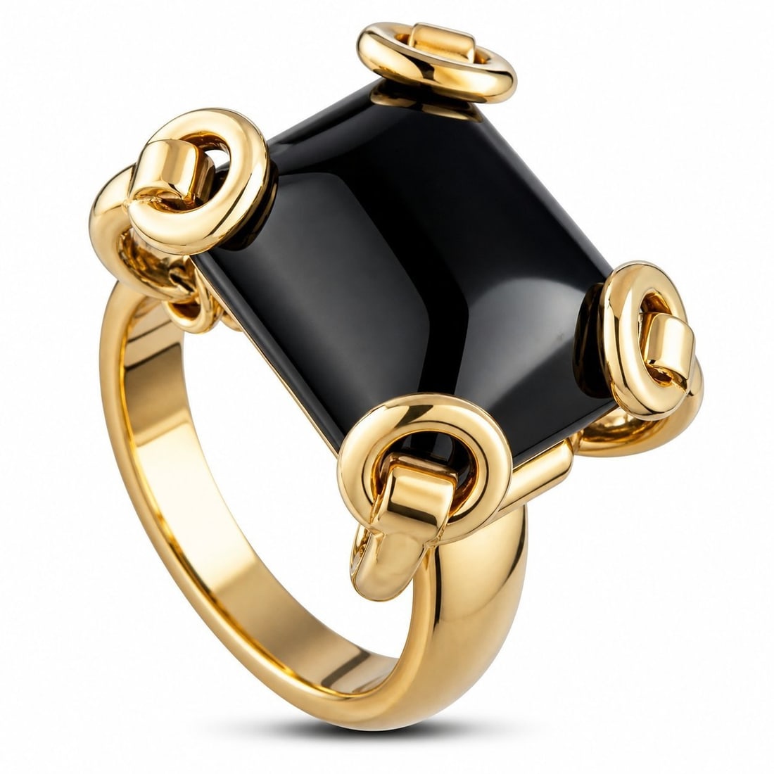 Gucci 18K Yellow Gold Ring: Gucci 18K Yellow Gold Onyx Ring This Gucci ring is a unique piece that will add luxury to any ensemble. The dynamic 18K Yellow Gold setting perfectly showcases the sleek Onyx stone at the center. It f