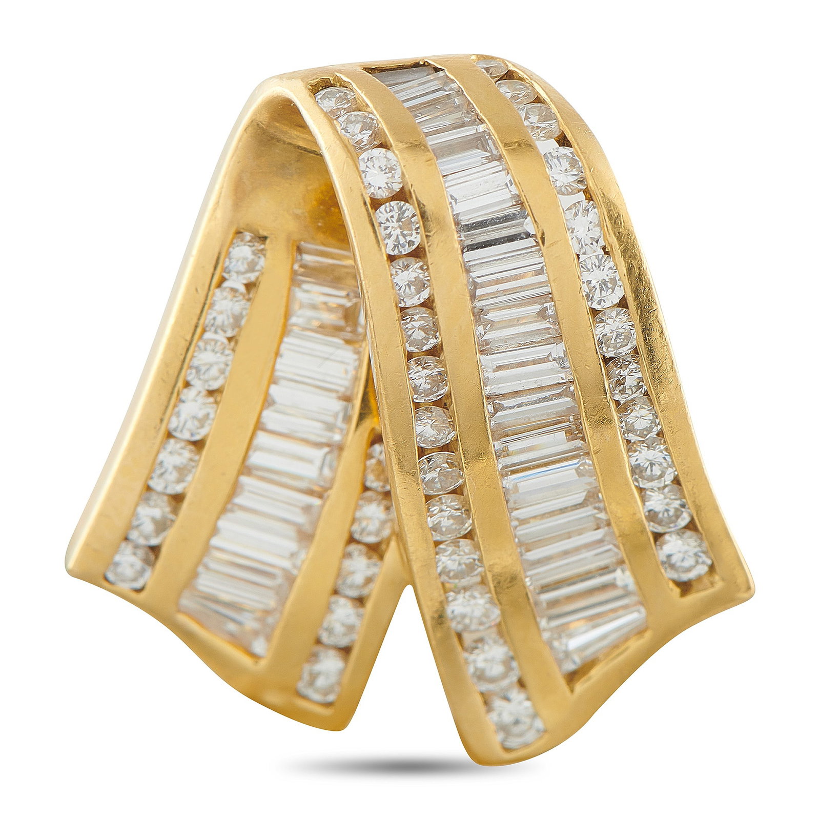 Charles Krypell 18K Yellow Gold 3.0ct Diamond Pendant: A curved 18K Yellow Gold setting gives this Charles Krypell pendant a stunning sense of movement. Elegant and effortless, Diamonds with a total weight of 3.0 carats allow it to easily catch the light.