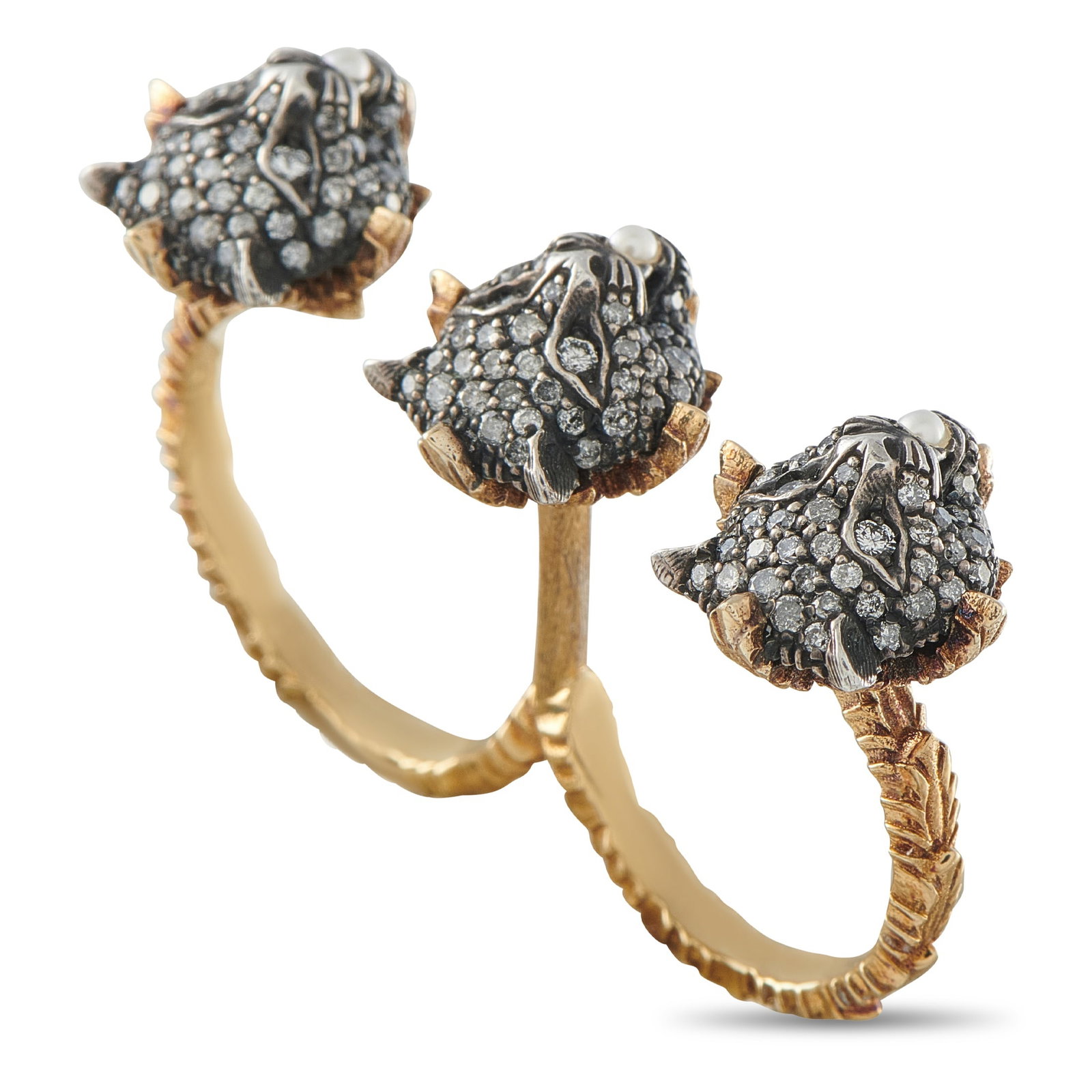 Gucci Le Marche des Merveilles 18K Yellow Gold Diamond and Pearl Ring: A trio of feline heads make this Gucci Le Marche des Merveilles ring simply unforgettable. The detailed design features intricate metalwork, pearl accents, and sparkling inset Diamonds. Crafted from 1