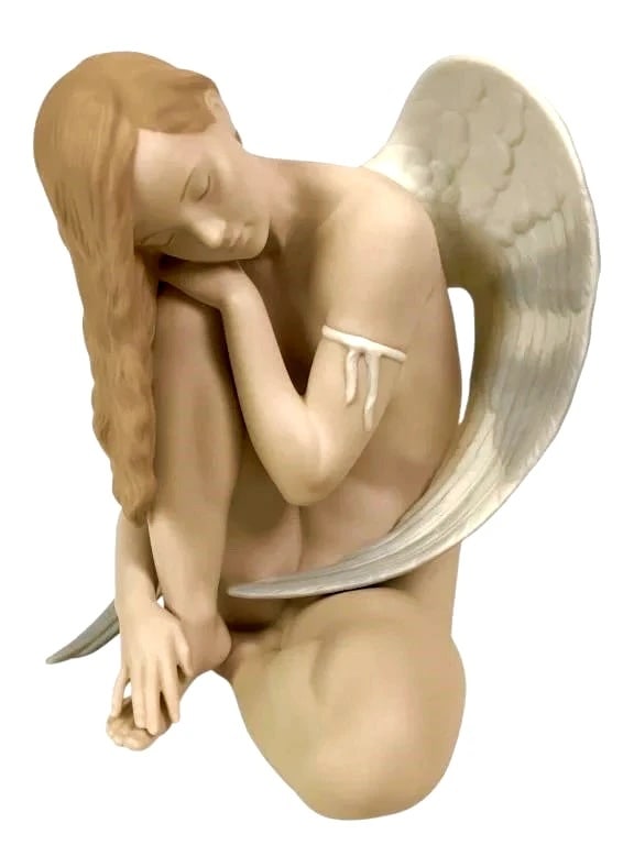 Lladro Vintage Limited Edition Porcelain Wonderful Angel 8236 Rare: Lladro Wonderful Angel porcelain figure, model number 8236. Depicts a kneeling angel in a peaceful, reflective pose with flowing hair and detailed wings. Matte and gloss finishes enhance the sculpted 