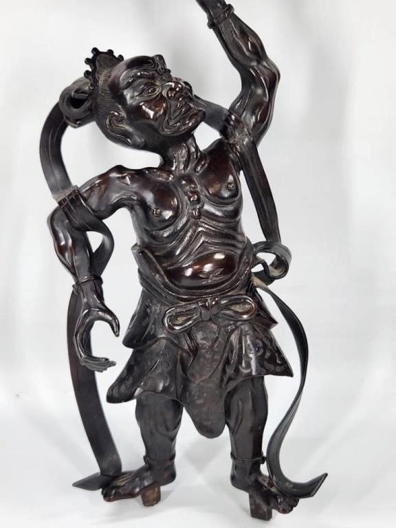 Antique Japanese Meiji Period Bronze Nio Ungy? Guardian Statue Koro (Incense Burner): Antique Japanese Meiji Period Bronze Nio Ungy? Guardian Statue Koro (Incense Burner) Circa 1900s Size: H. 58cm Condition: Needs base, small parts previously restored. Please see last photo The statue 