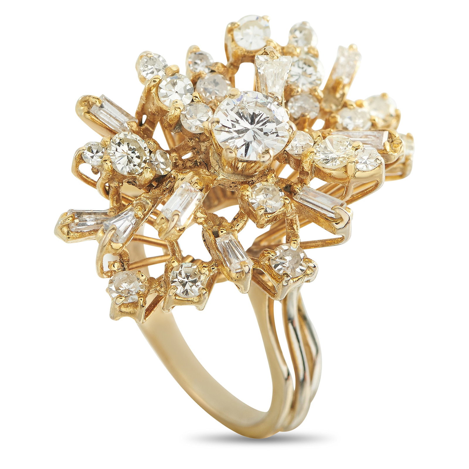 18K Yellow Gold 1.50ct Diamond Ring: This luxury ring is bold, elegant, and dynamic in design. The detailed 18K Yellow Gold setting beautifully showcases a stunning array of Diamonds totaling 1.50 carats, which make this piece impossible