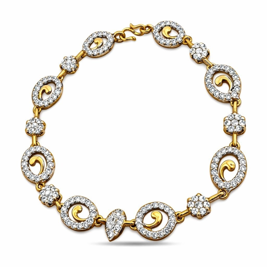 14K Yellow Gold 1.8ct Diamond Oval Link Bracelet: 14K Yellow Gold 1.8ct Diamond Oval Link Bracelet An elegant and substantial bracelet crafted in rich 14 karat yellow gold, featuring a repeating sequence of diamond set oval links connected by circula
