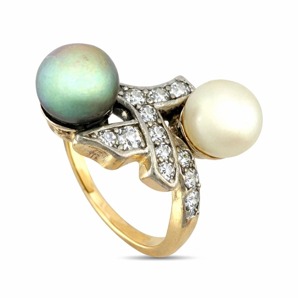 Antique 14K Rose Gold Pearl and 0.4ct Diamond Ring: 14K Rose Gold Pearl and 0.4ct Diamond Antique Ring A distinctive antique ring with a beautifully balanced two pearl design. Crafted in warm rose gold, it features one white pearl and one greenish