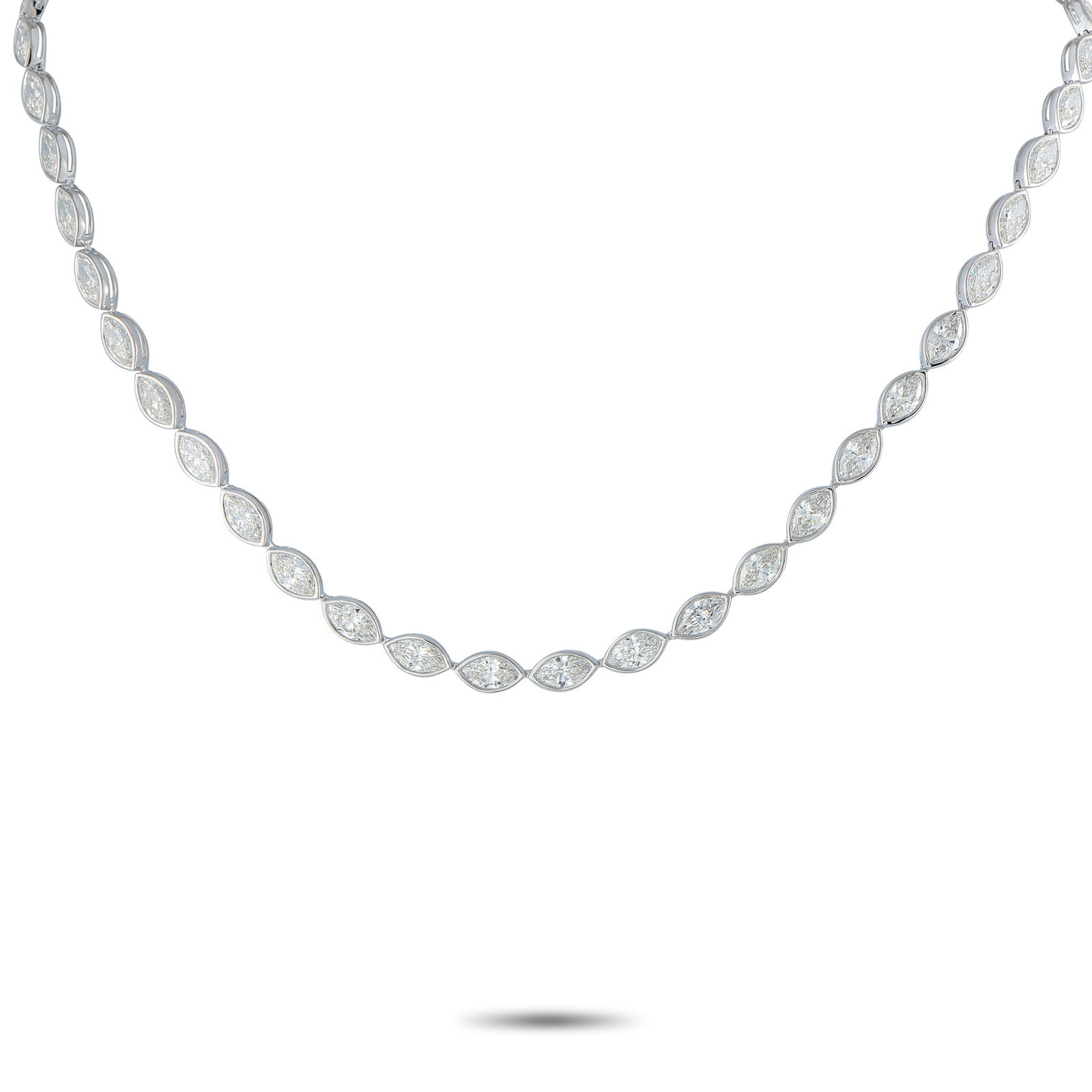 18K White Gold 23.0ct Diamond Necklace (1 of 3)