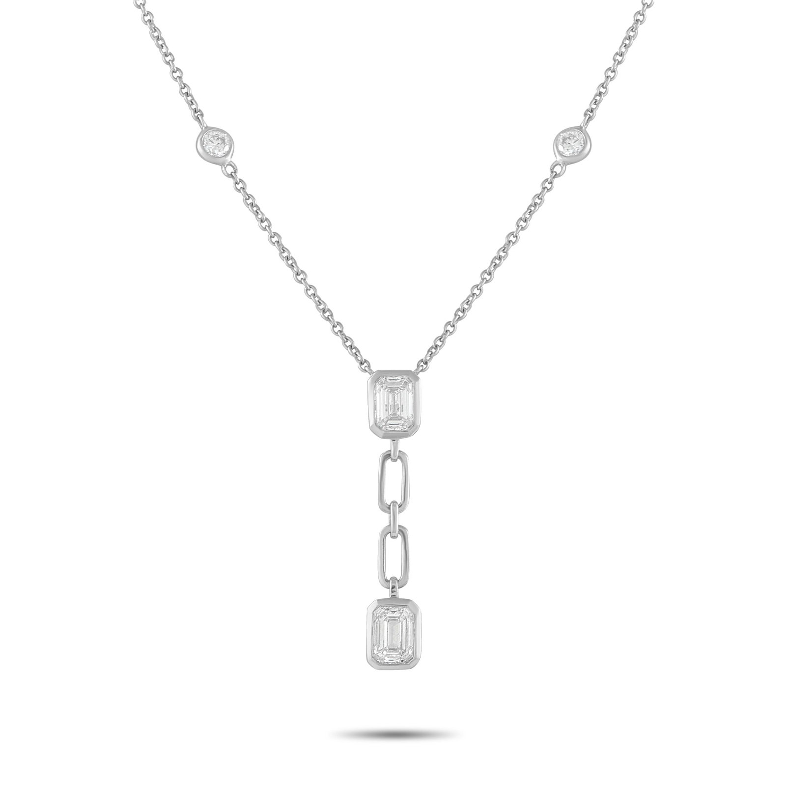 18K White Gold 2.60ct Diamond Pendant: This 18K White Gold necklace is understated enough for everyday wear but elevated enough for special occasions. The pendant shines to life thanks to sparkling Diamonds with a total weight of 1.65 cara