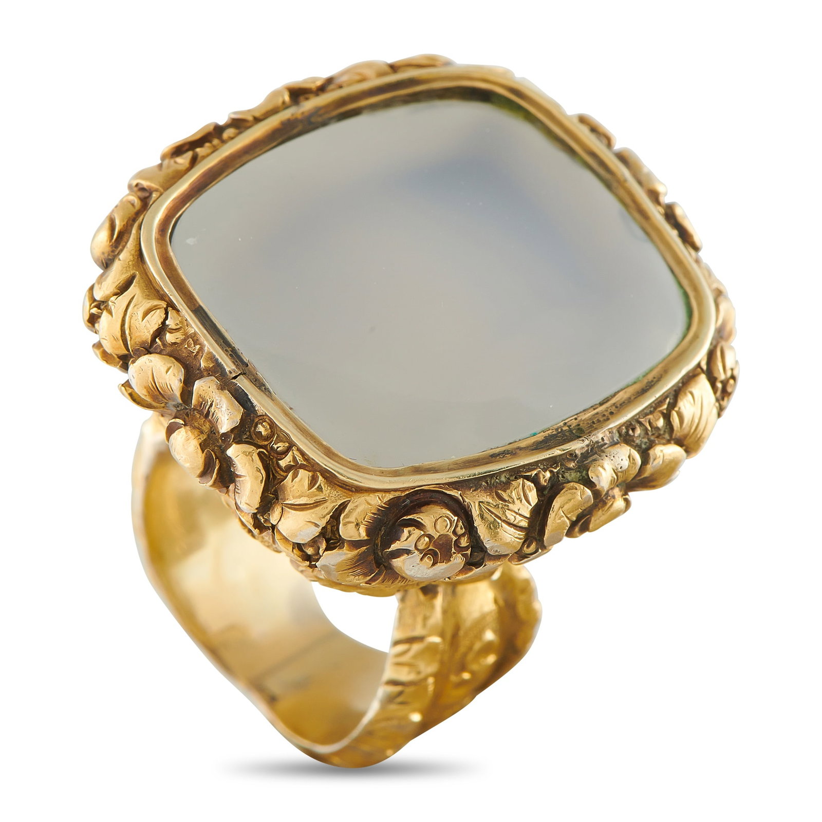Antique 18K Yellow Gold Ring: This antique ring is instantly captivating. From the translucent center stone to the intricate floral motifs on the 18K Yellow Gold setting – every element of this uniquely elegant ring exudes old f