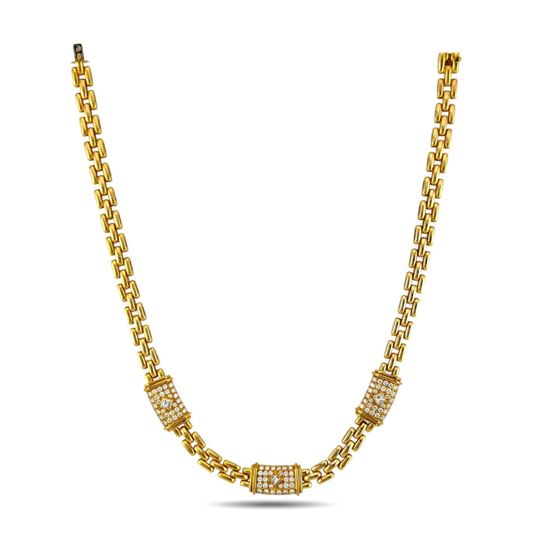 Cartier 4.40ct Diamond Maillon Panthere 18K Yellow Gold Link Necklace: Cartier 4.40ct Diamond Maillon Panthère 18K Yellow Gold Link Necklace This Cartier Maillon Panthère necklace is crafted in 18K yellow gold and features the brand’s iconic link design with three di