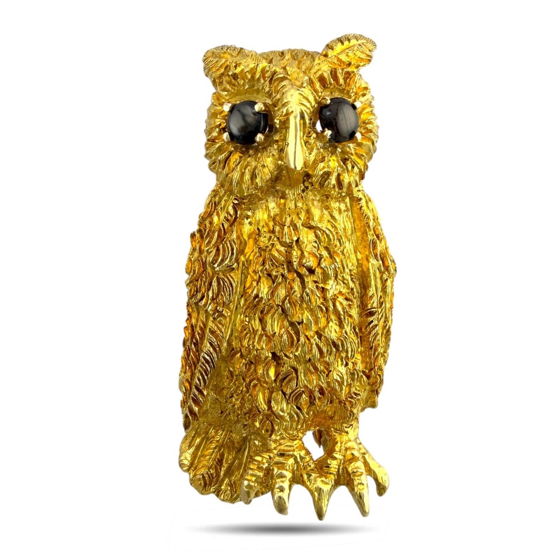 Cellini 18K Yellow Gold Smoky Quartz Owl Brooch: 18K Yellow Gold Smoky Quartz Owl Brooch A beautifully sculpted owl brooch crafted in rich 18 karat yellow gold, featuring detailed textured goldwork that captures the character and depth of the design