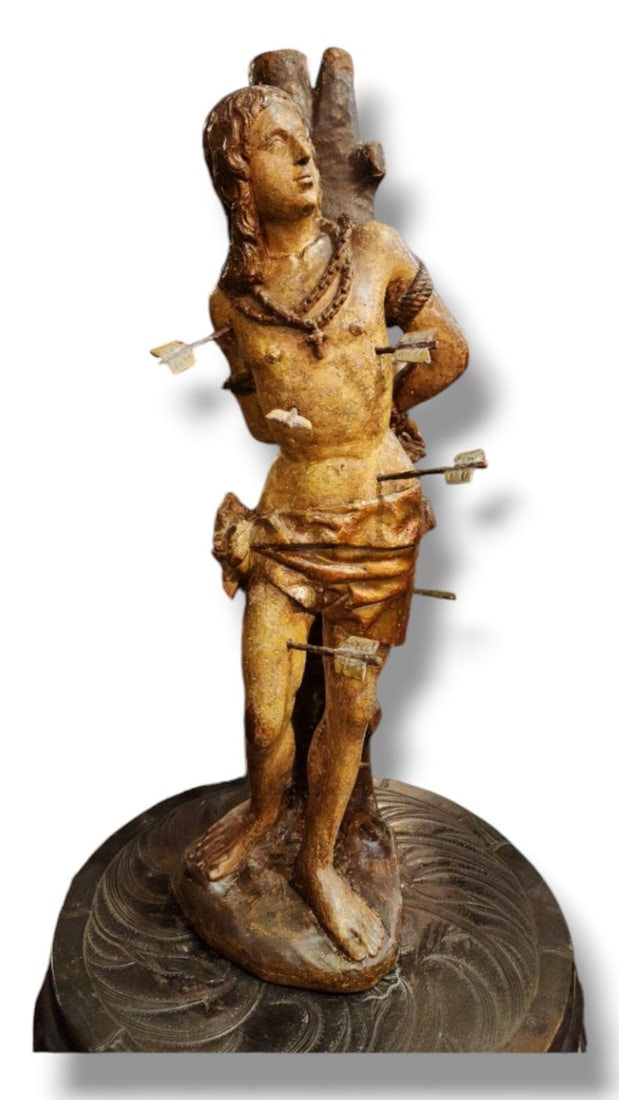 San Sebastian French Renaissance Carved Wood Sculpture, 16th/17th century: San Sebastian French Renaissance Carved Wood Sculpture, 16th/17th century Dimensions: Height: 25.25 in (64.14 cm) Width: 7.75 in (19.69 cm) Depth: 8.94 in (22.71 cm) Style: Renaissance (Of the Period)
