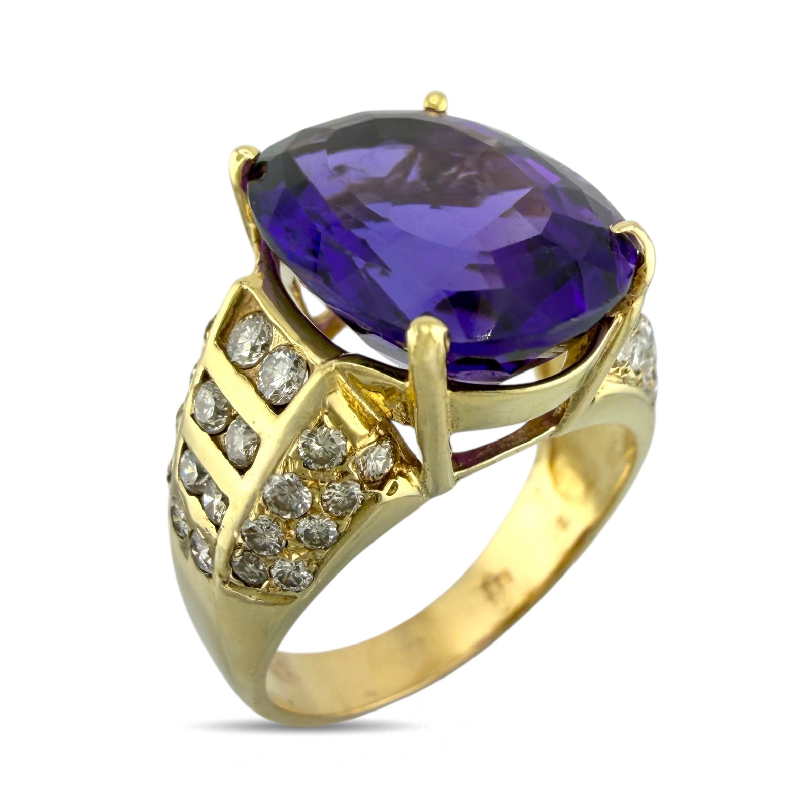 14K Yellow Gold 9.5ct Amethyst and 0.96ct Diamond Ring (1 of 7)