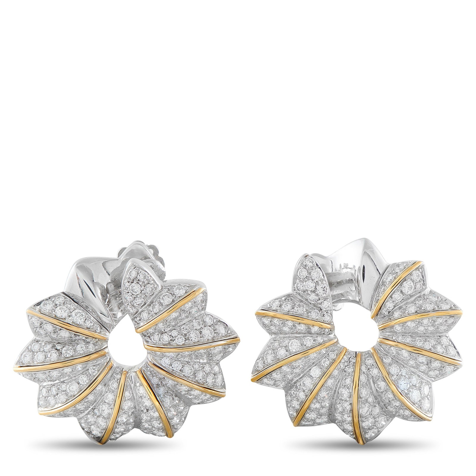Platinum 4.50ct Diamond Earrings: With a stunning circular setting made of Platinum, these earrings are an elegant addition to any jewelry collection. Inset Diamonds with a total weight of 4.50 carats make them instantly eye-catching,