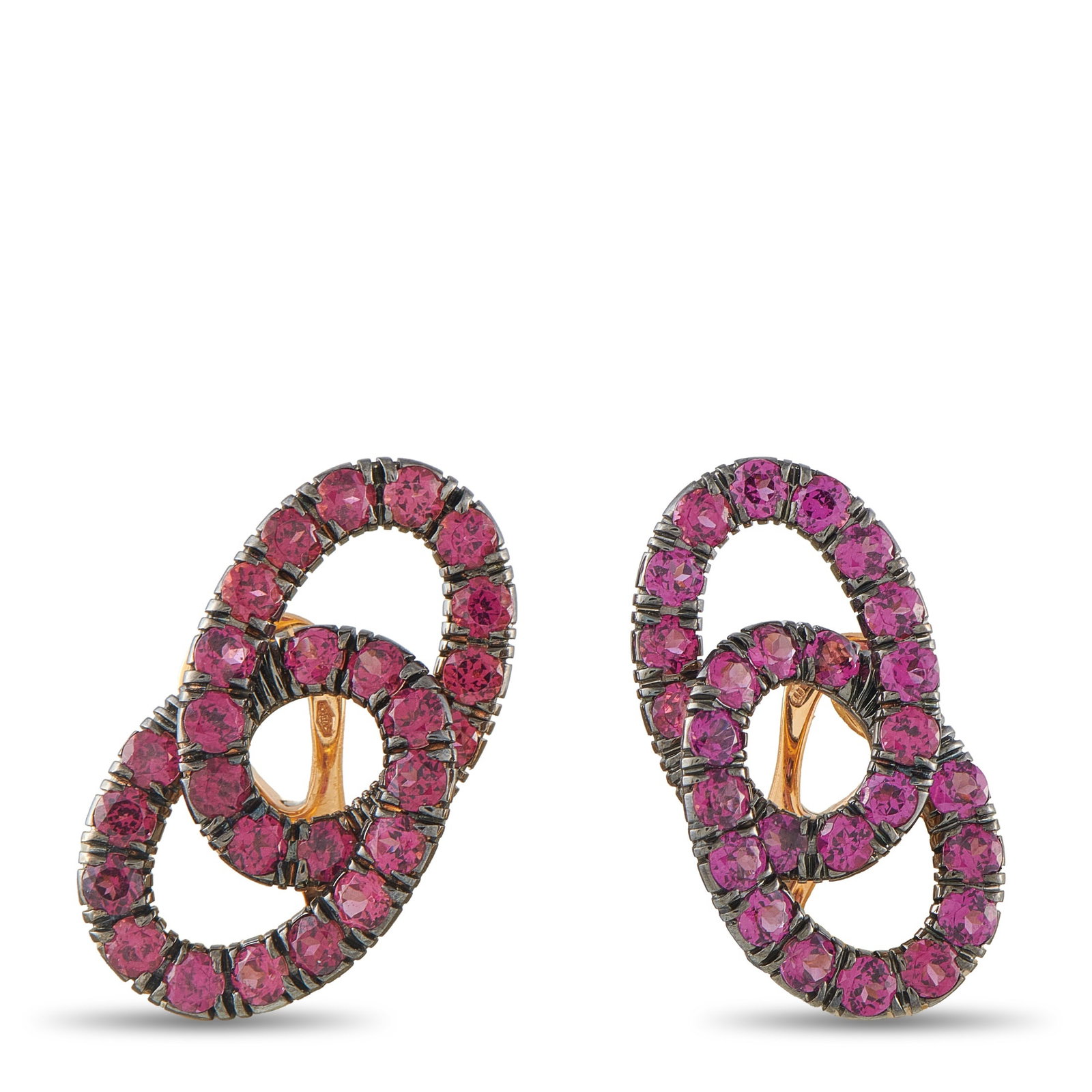 Pomellato Tango 18K Rose Gold Pink Tourmaline Earrings: Interlocking links crafted from 18K Rose Gold provide these Pomellato Tango earrings with a distinct sense of style. Simple and elegant, Pink Tourmaline gemstones offer color, texture, and sophisticat
