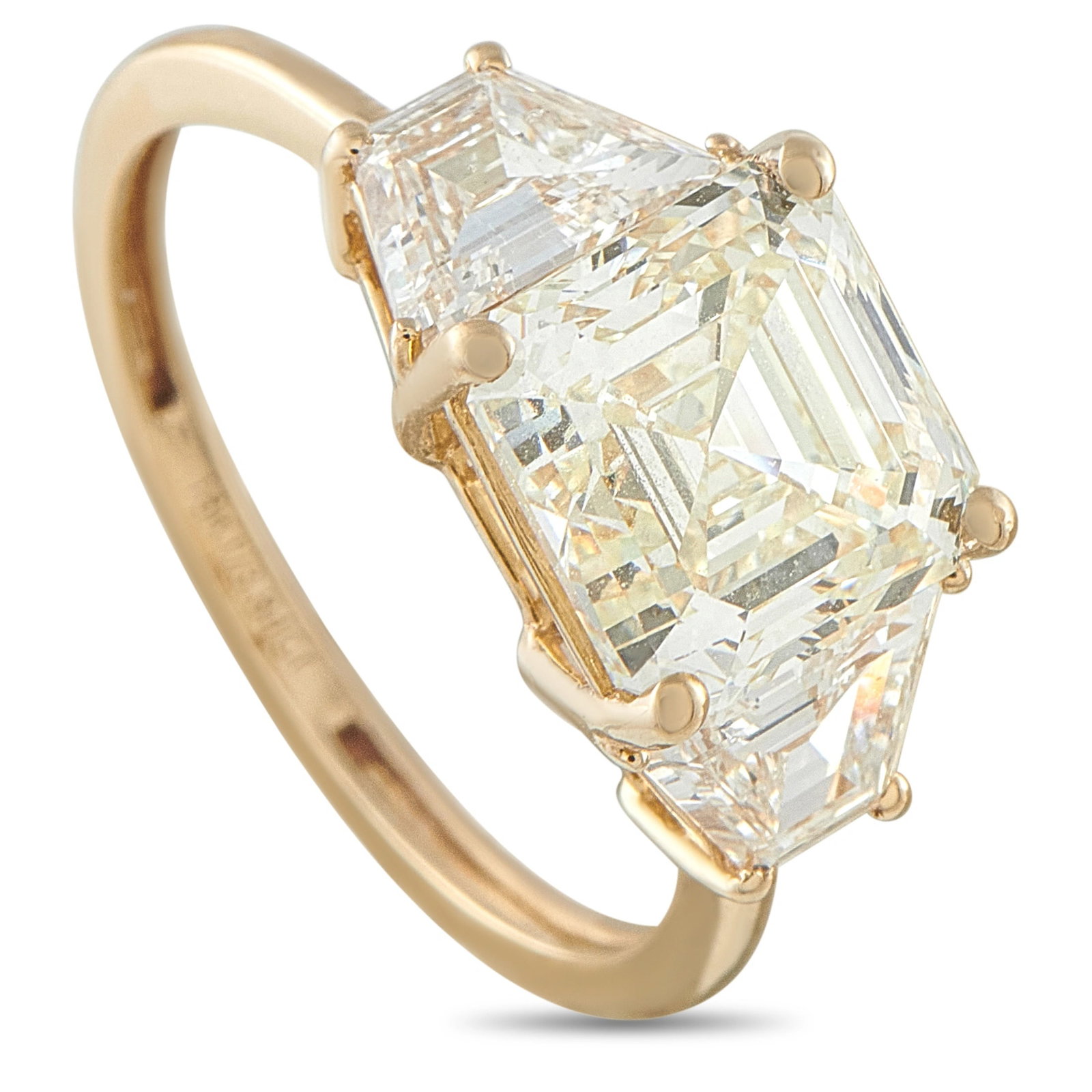 18K Yellow Gold 3.84ct Diamond Ring: This luxury ring is simply breathtaking to behold. It features an eye-catching 3.01 carat IGI-Certified Diamond with K color and VS1 clarity. The center stone is flanked by additional Diamonds totalin