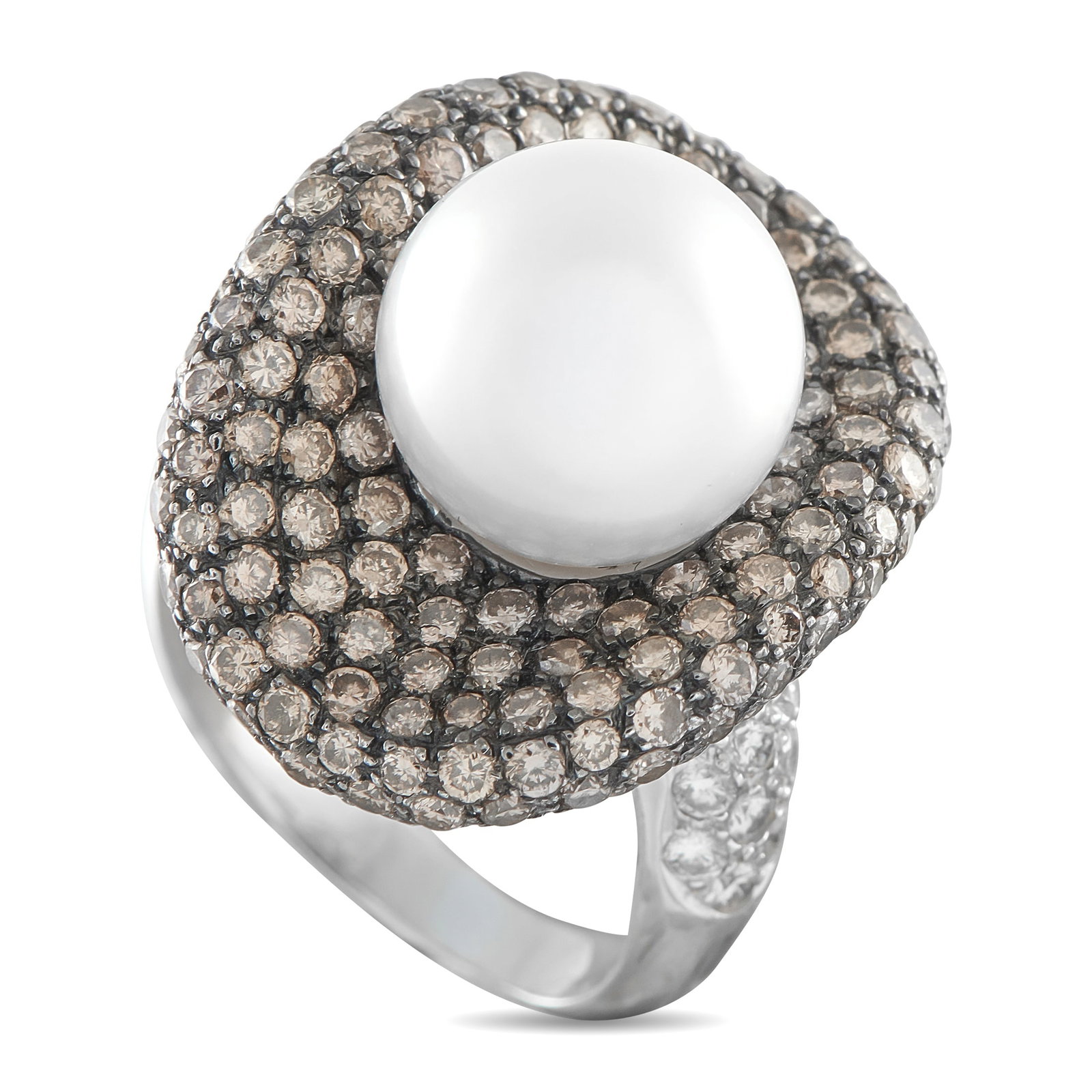 18K White Gold 2.80ct Diamond and Pearl French Ring: A chic, contemporary design makes this French luxury ring a veritable work of art. The curved 18K White Gold setting comes to life thanks to inset Diamonds with a total weight of 2.80 carats. A 12.2mm