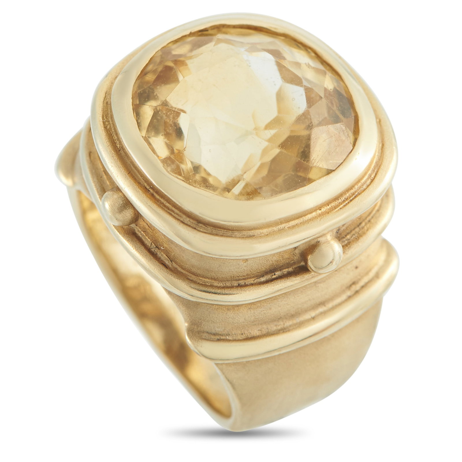 14K Yellow Gold 10.0ct Citrine Ring: A breathtaking 10.0 carat Citrine gemstone makes a statement at the center of this exquisite ring. The 14K Yellow Gold setting offers bold contrast, anchoring this piece while also offering an additio