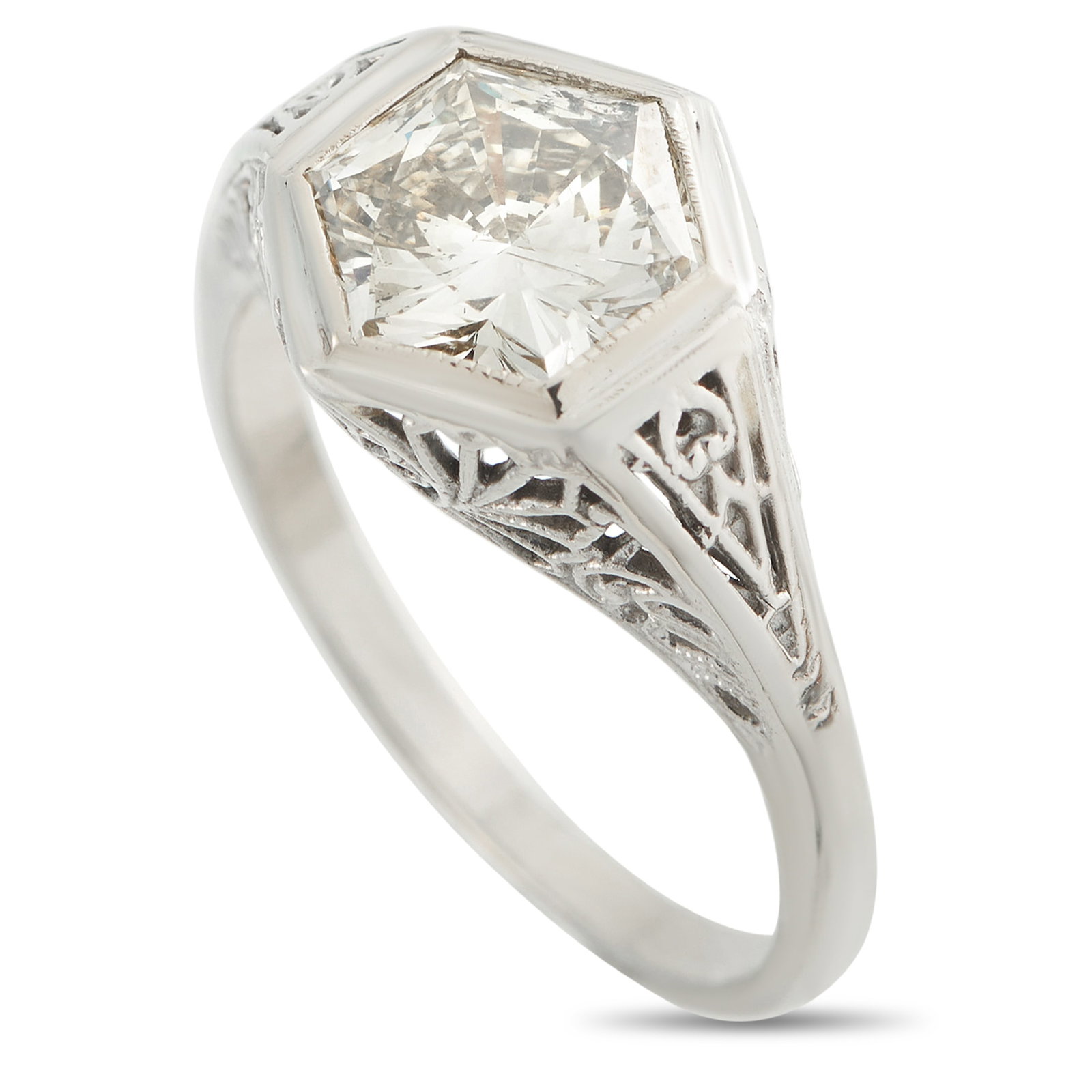 14K White Gold 1.80ct Diamond Ring: A detailed 14K White Gold setting ensures that this luxury ring is breathtaking from any angle. Stylish and incredibly sophisticated, this piece shines to life thanks to a stunning 1.80 carat Diamond 