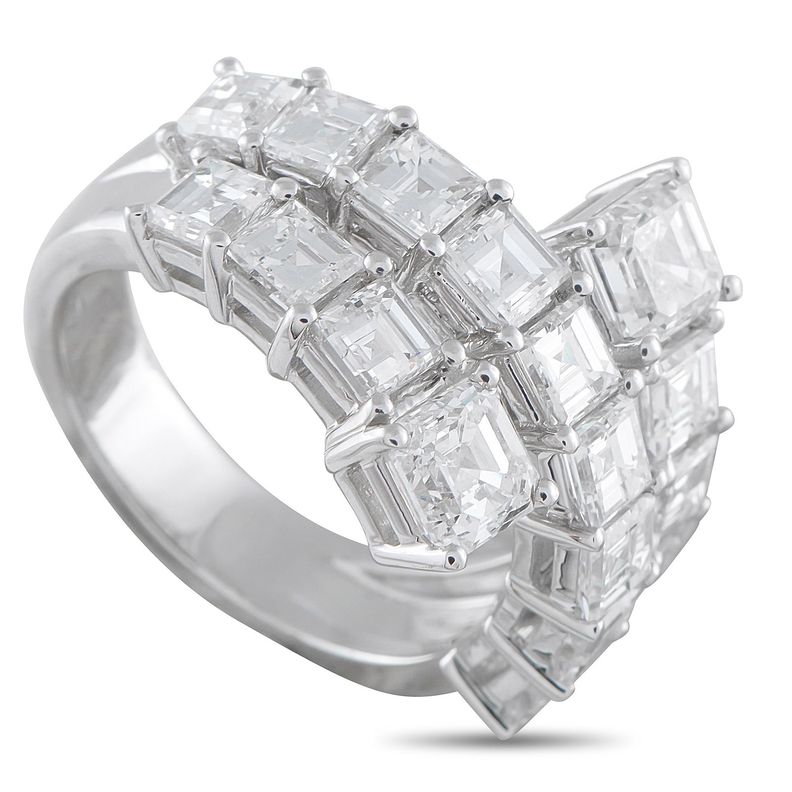 18K White Gold 4.88ct Diamond Ring: A stunning 18K White Gold setting makes this ring look like it effortlessly wraps around the finger. Adorned with sparkling Diamonds totaling 4.88 carats, this elegant accessory will effortlessly add 