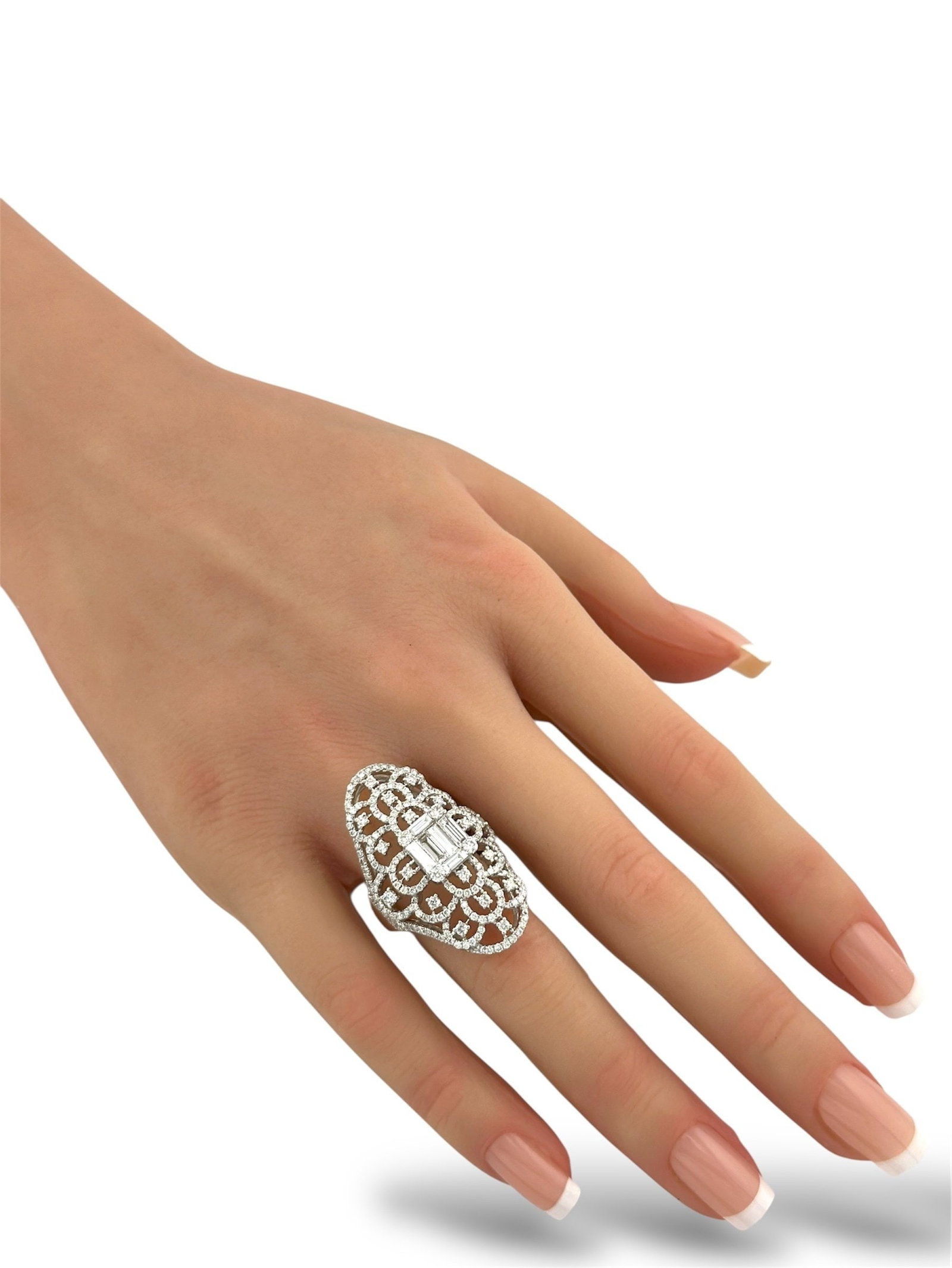 18K White Gold Ring - 4