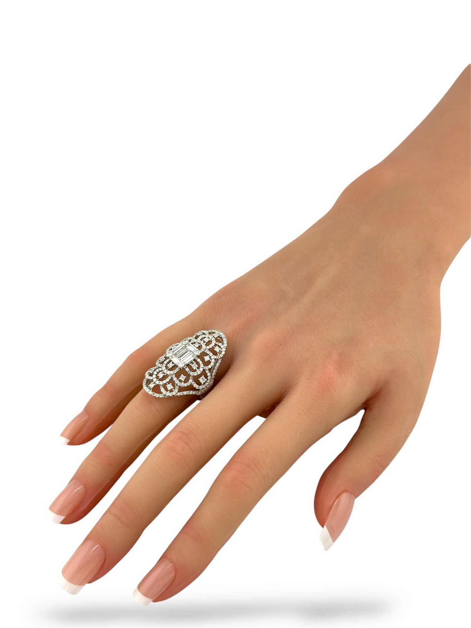 18K White Gold Ring - 6