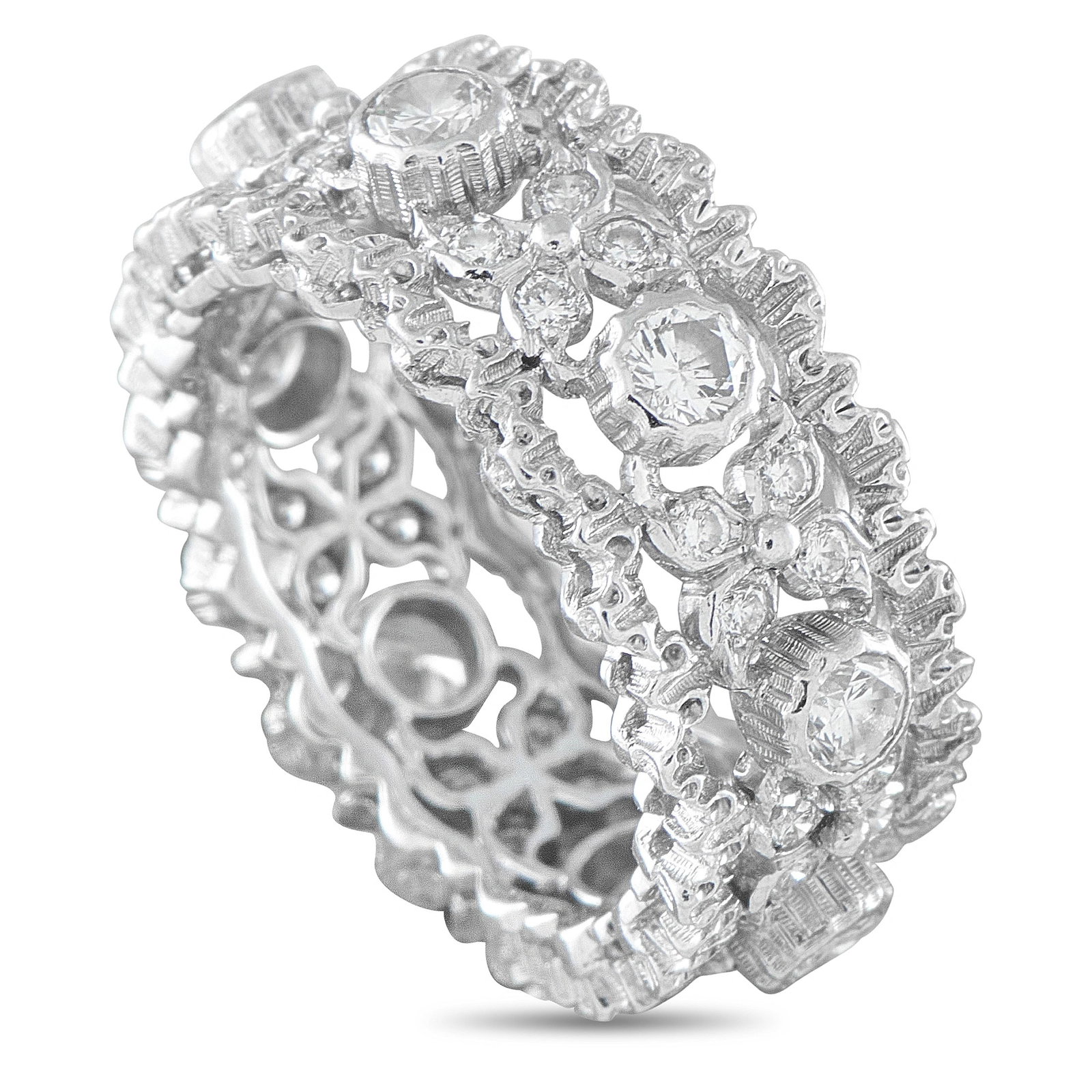 Buccellati Vintage 18K White Gold 1.12ct Diamond Ring: This Buccellati ring is crafted in 18K white gold, showcasing the maison’s signature intricate rigato engraving throughout an openwork lattice gallery. It is set with round brilliant diamonds totali
