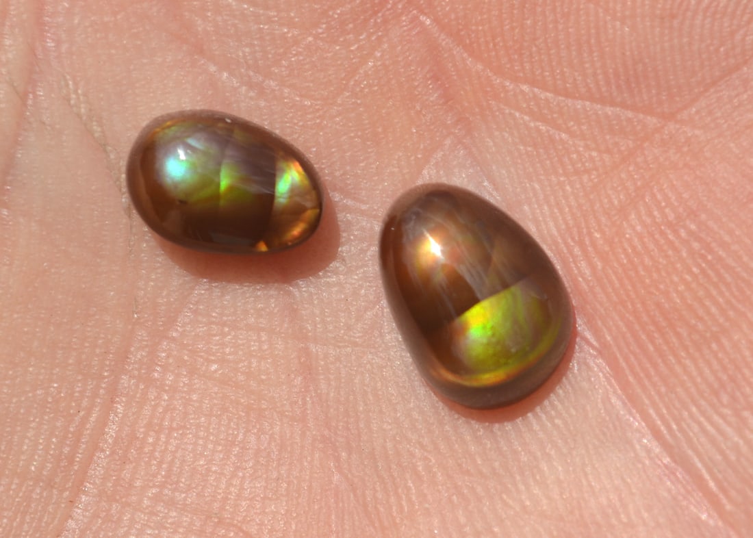 7.91 Carat Pair of Fire Agate - 2