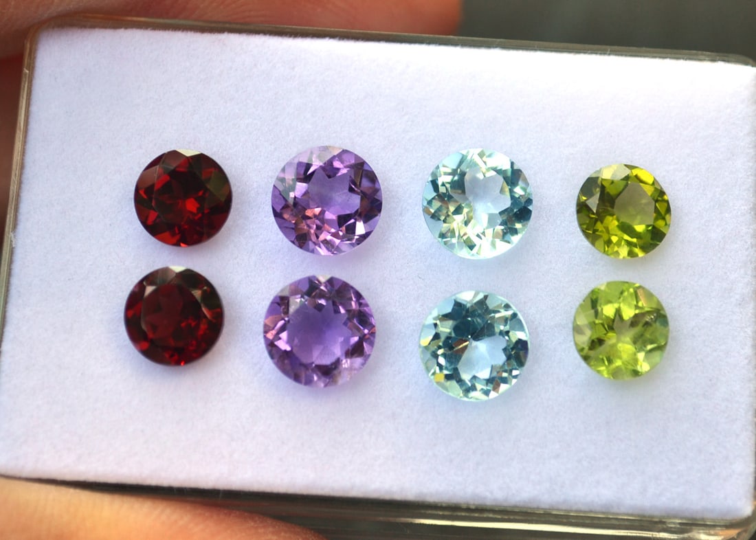 14.10 Carats of Jewelry Grade Matched Pairs - 2