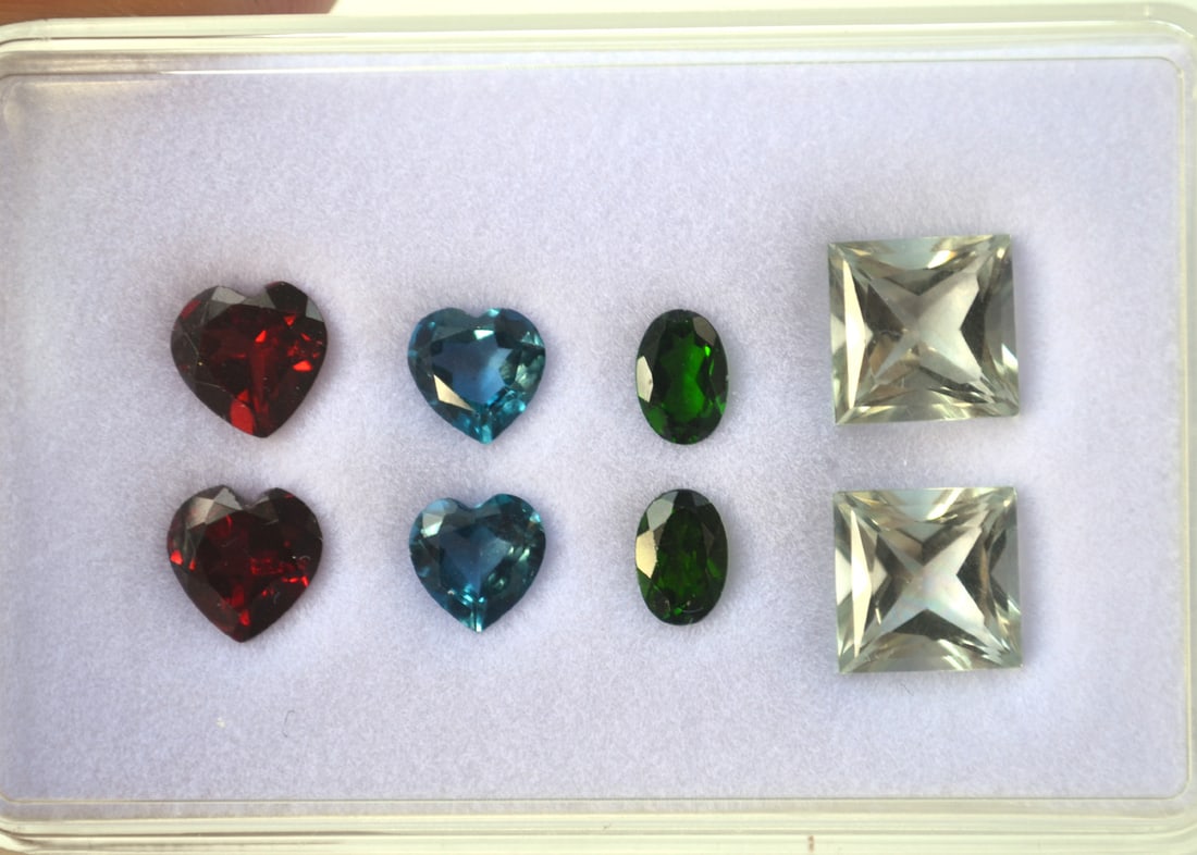 10.87 Carats of Matched Pairs - 2