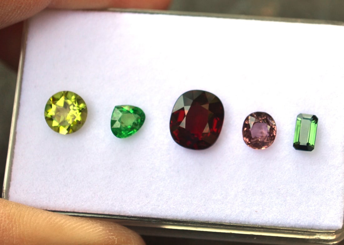 7.62 Carats of Mixed Gems - 2
