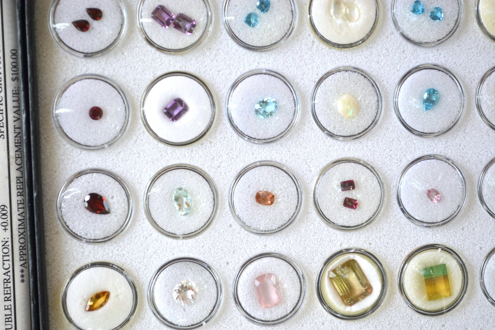 Massive Collection of Gemstones -- Over 1000 Carats - 7