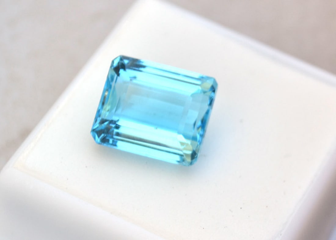 10.01 Carat Octagon Cut Swiss Blue Topaz - 2