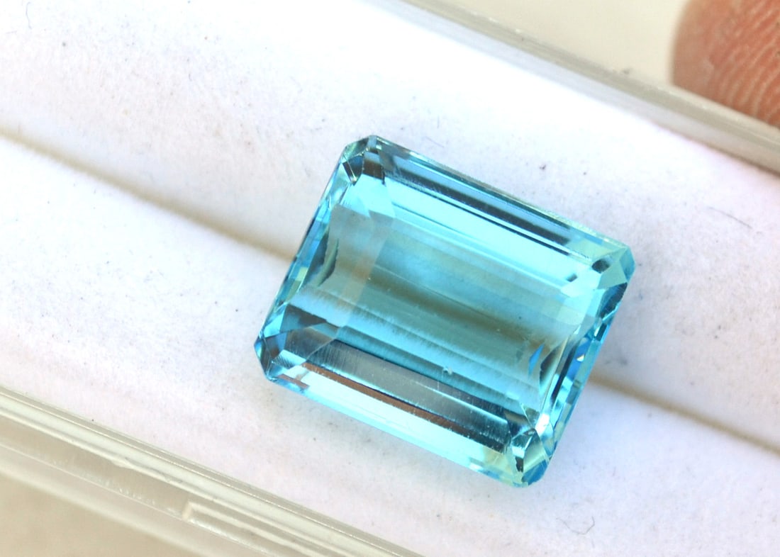 10.01 Carat Octagon Cut Swiss Blue Topaz - 4