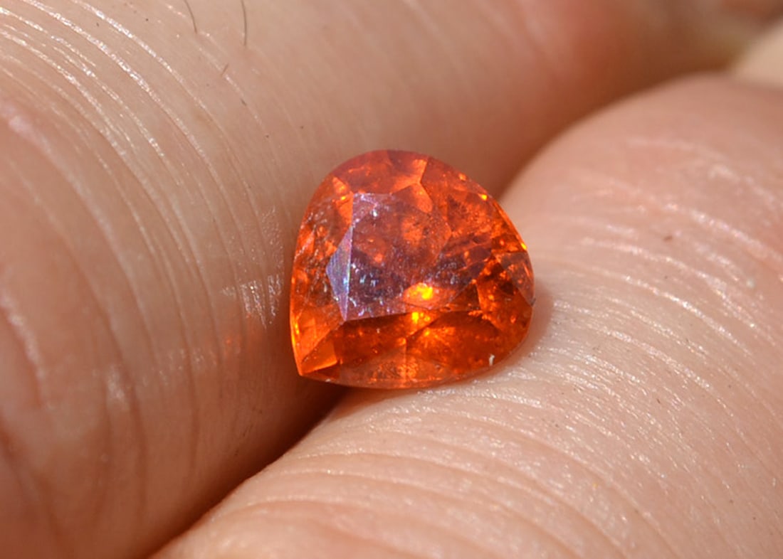2.44 Carat Pear Cut Spessartite Garnet - 3