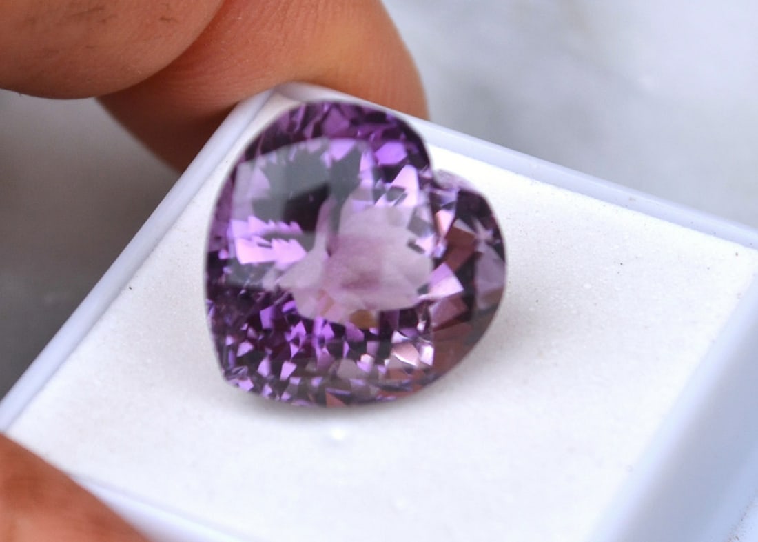 19.27 Carat Heart Checkerboard Cut Amethyst - 3