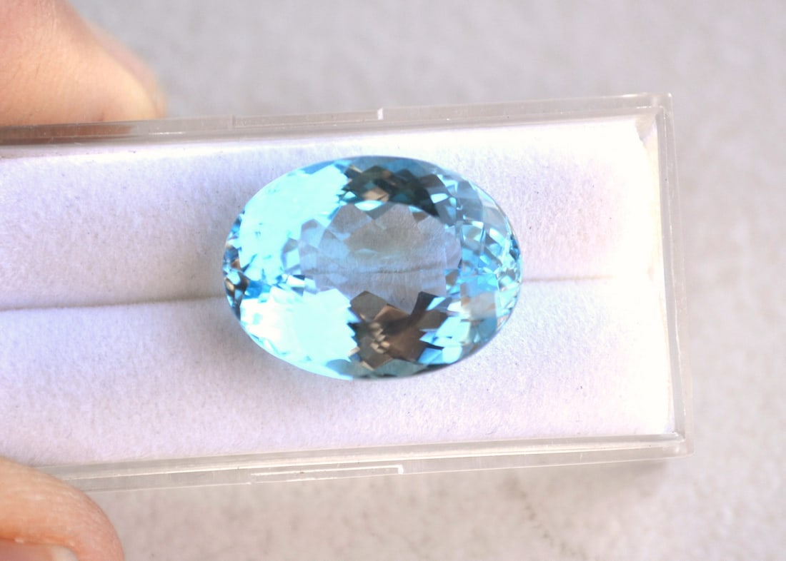 23.47 Carat Oval Cut Sky Blue Topaz - 2