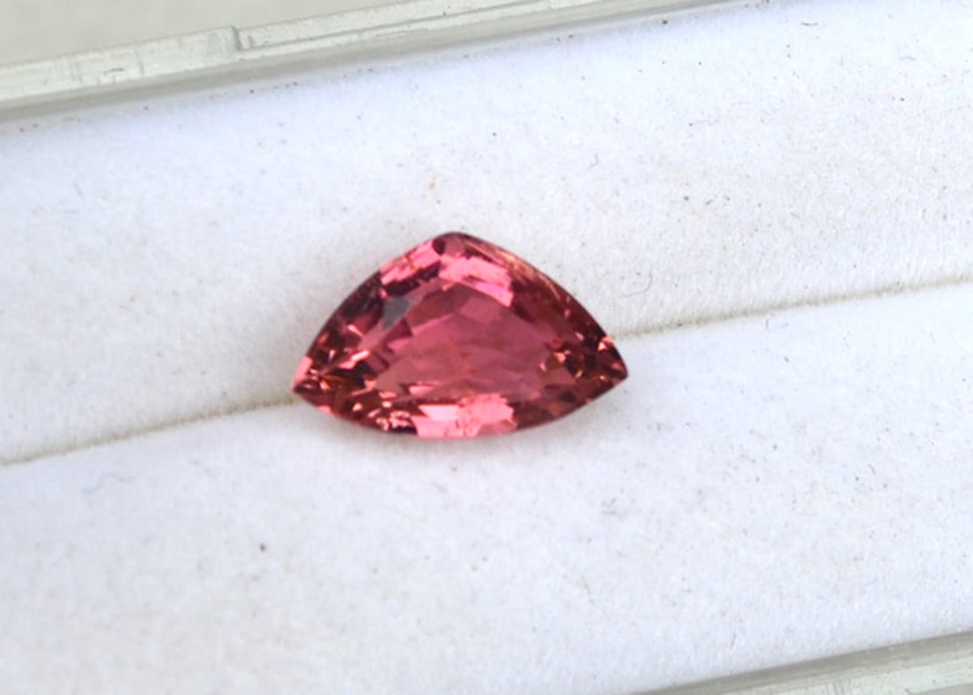 1.91 Carat Fancy Wedge Cut Pink Tourmaline - 4