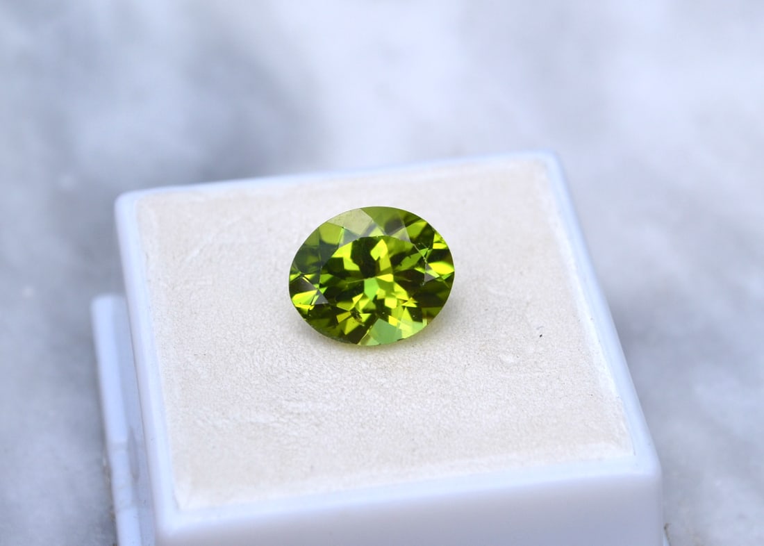4.71 Carat Oval Cut Peridot - 4