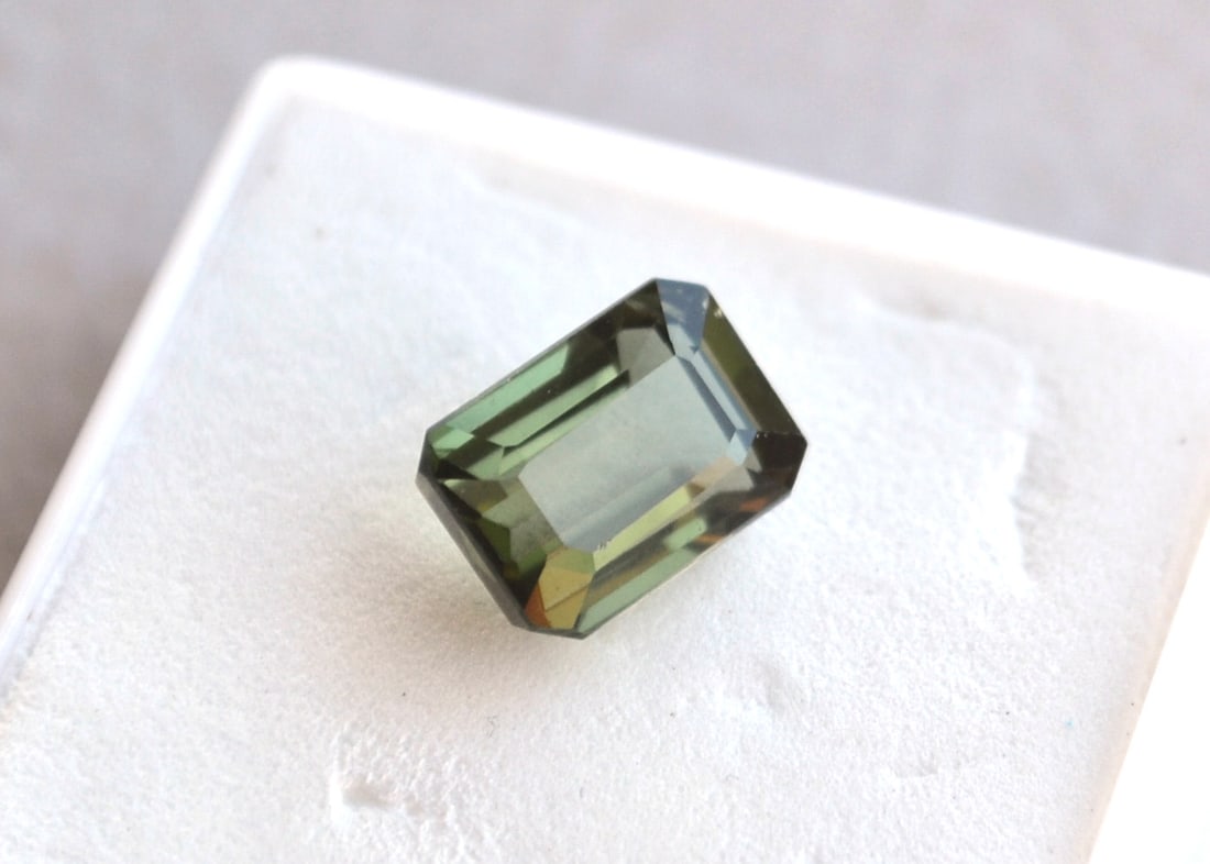 4.39 Carat Octagon Cut Tourmaline: Great Tourmaline with very nice color. Natural and untreated gemstone. Most gemstones bought online aren't very high quality. They're generally poorly cut, have weak color and too many inclusions. In 