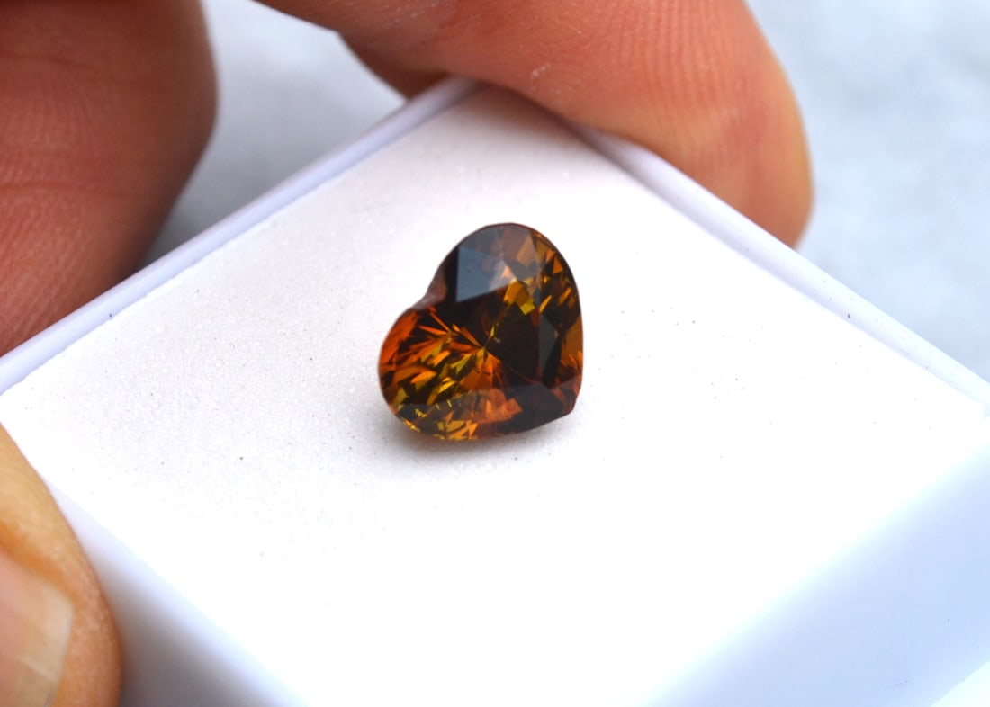 3.57 Carat Heart Shaped Bicolored Tourmaline (1 of 4)