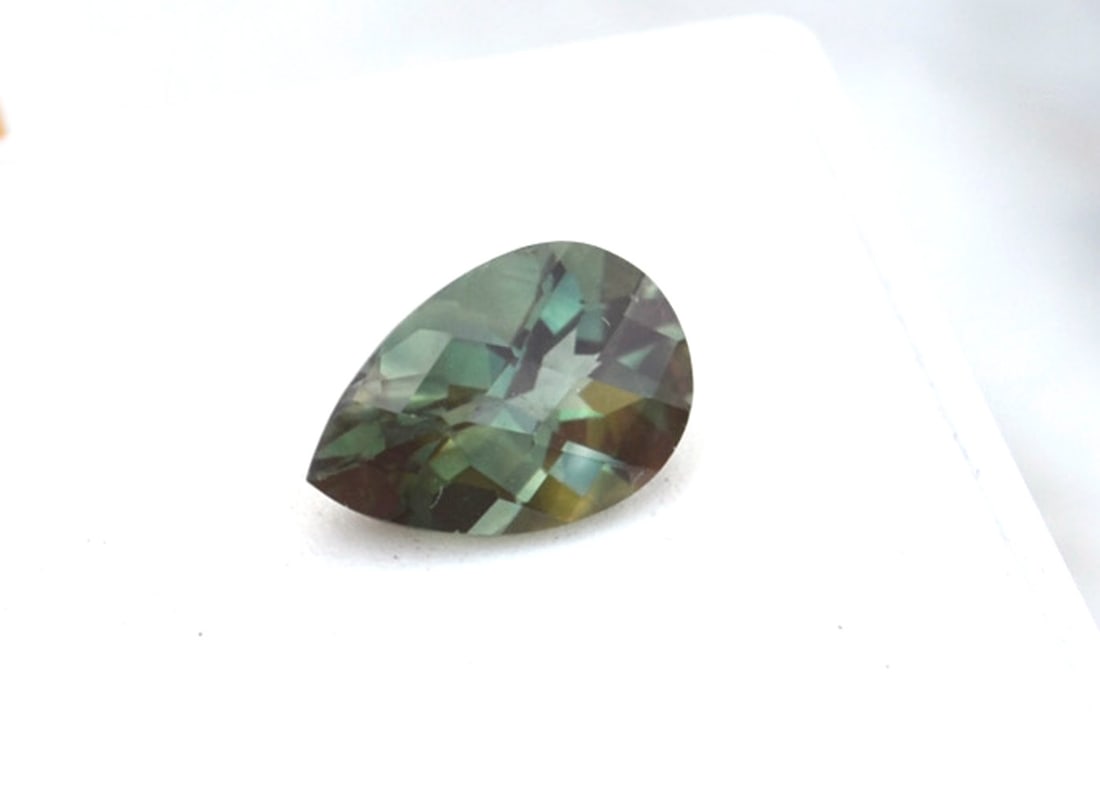 2.51 Carat Pear Cut Green Sunstone - 4