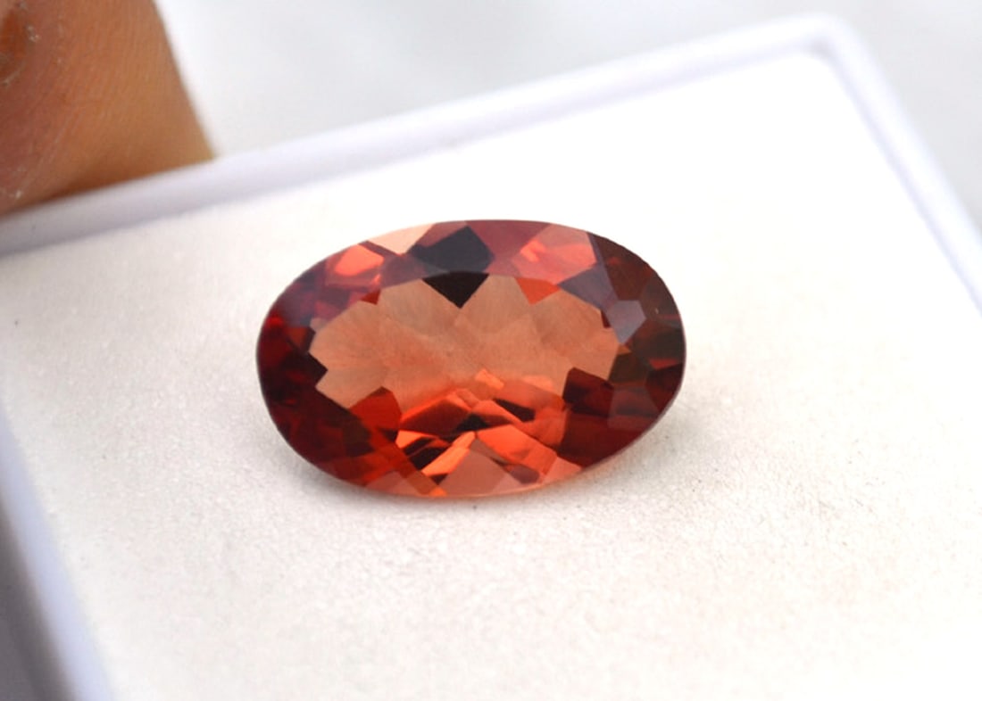 3.65 Carat Oval Cut Red Sunstone: Wow, what an exceptional Sunstone, most likely mined in Oregon, USA. Red Sunstone is nearly always mined in Oregon, so as you can imagine, the value is quite high. This stone is top red color and