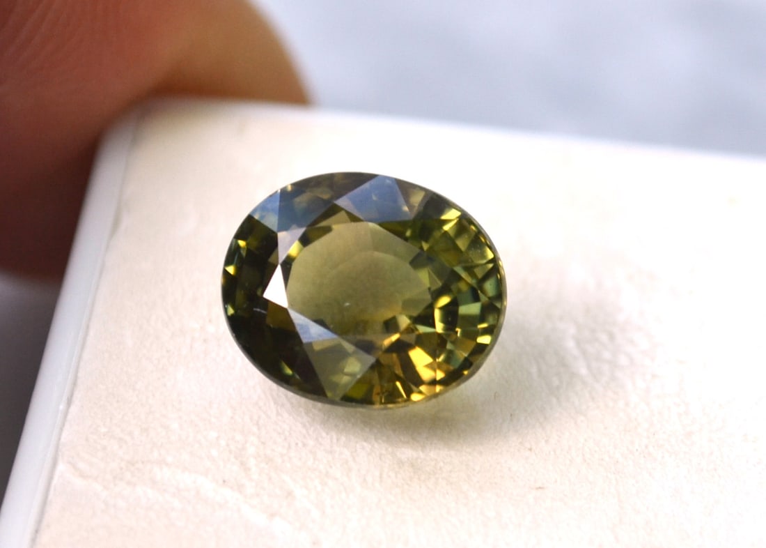 6.06 Carat Oval Cut Tourmaline - 2