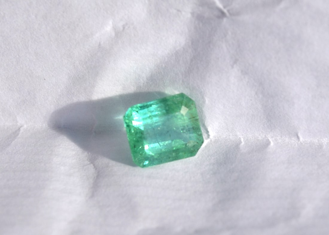 1.73 Carat GIA Certified Emerald: Beautiful Emerald with great color and a nice glow. Nice Jardin, which is what the inclusions in Emerald are called, and are nearly always present. Jardin means "Garden" in French, and are unique and