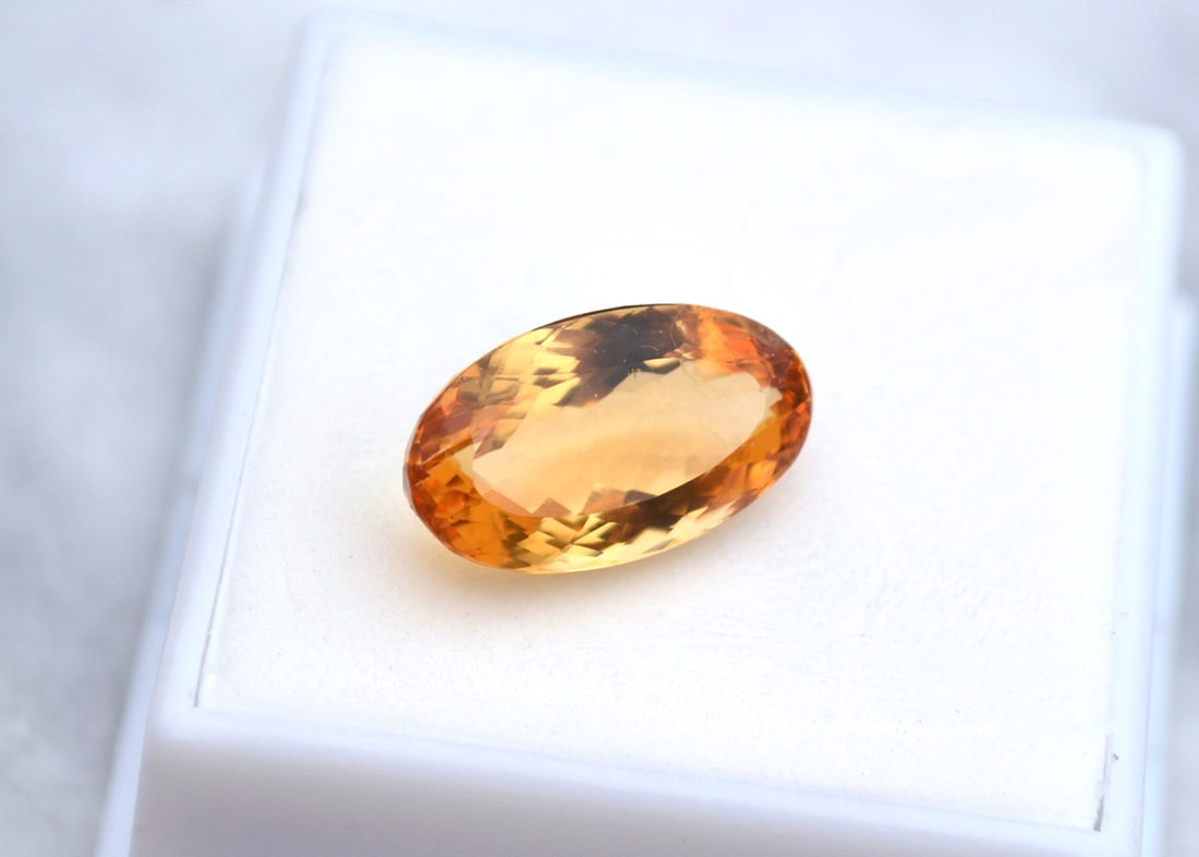 7.32 Carat Old Stock Oval Cut Imperial Topaz with 16 Page Appraisal Dossier - 2