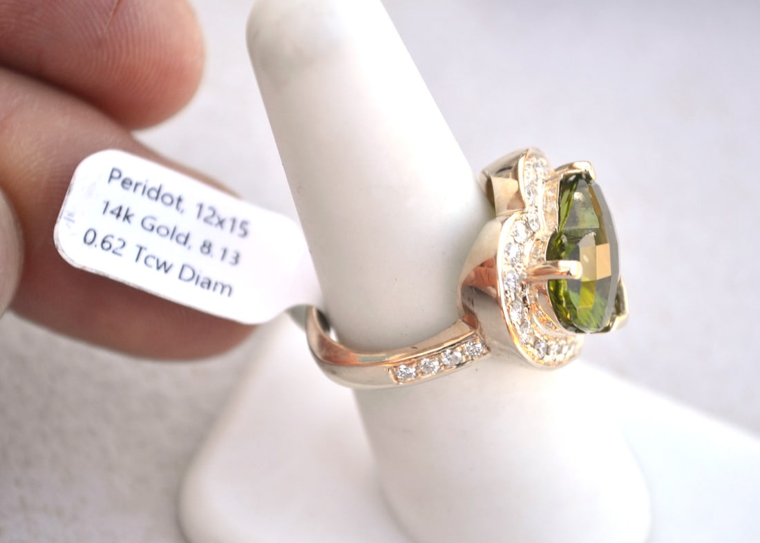 Peridot Ring in 14k Gold - 3