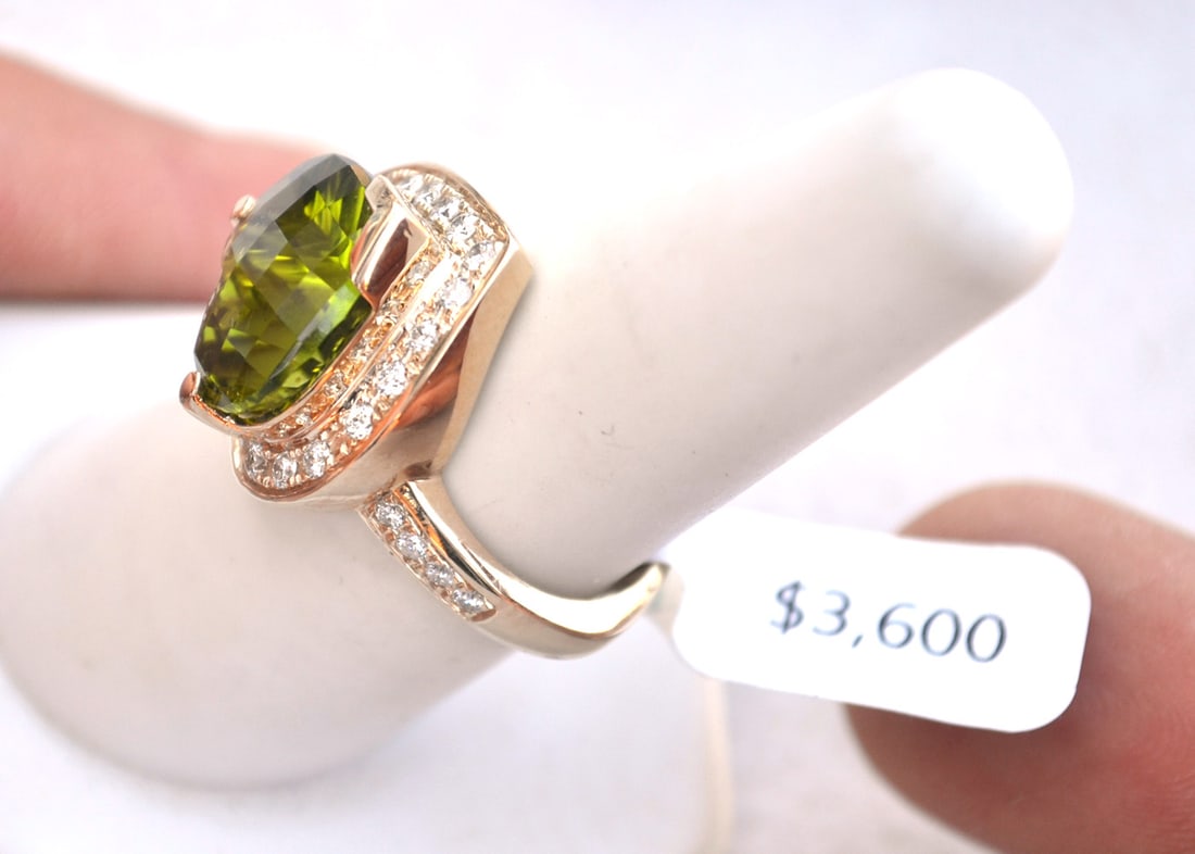 Peridot Ring in 14k Gold - 4