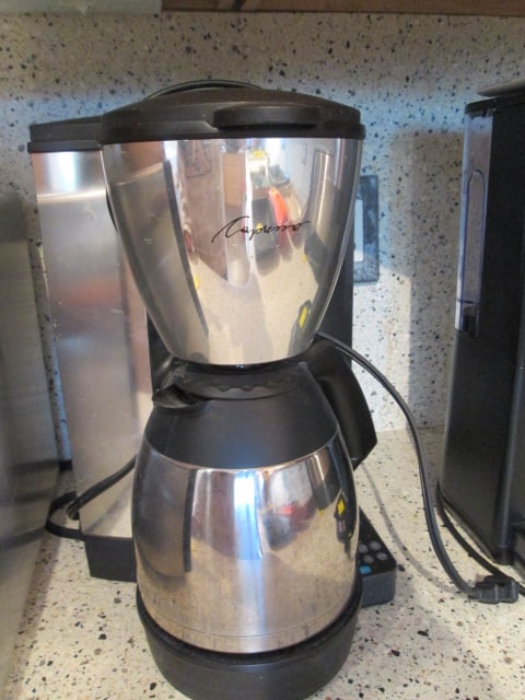 Capresso 441 Coffee Maker: powers on