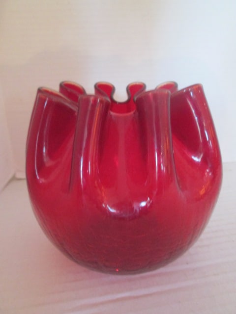 Blenko Hand Blown Ruby Red Crackle Optic Glass Rose Bowl (1 of 7)