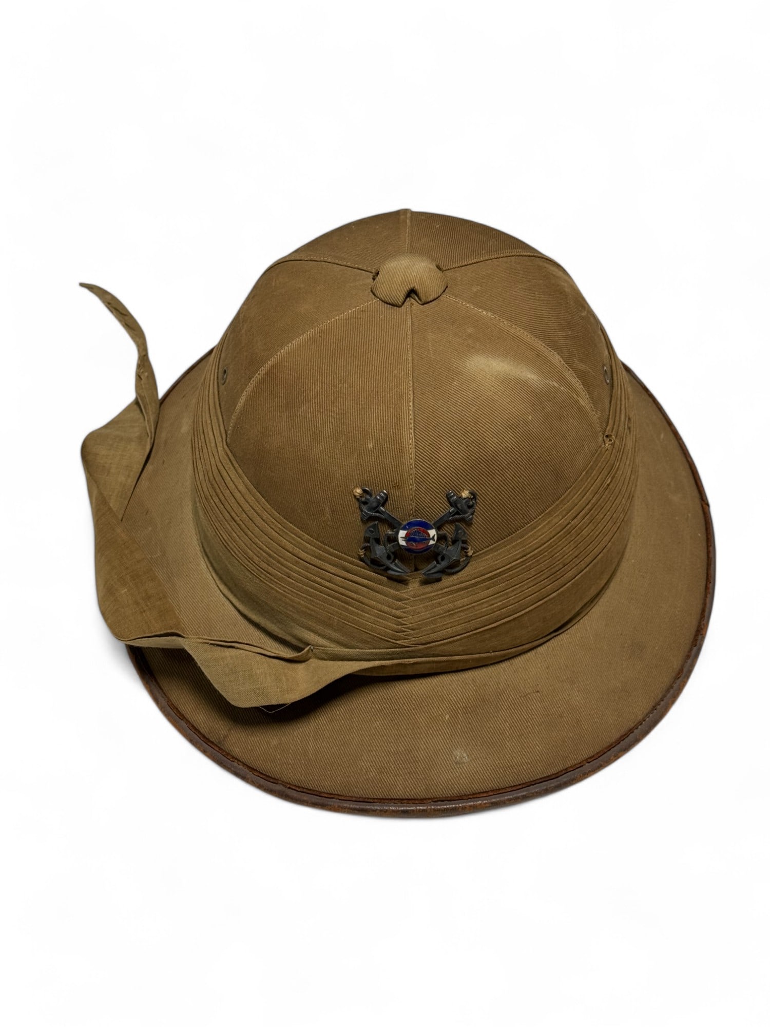 British Abercrombie & Fitch Co. Pith Helmet (1 of 6)